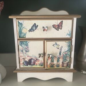 Butterfly Garden Jewelry Trinket Box Vintage Cream & Gold Wood Drawers Fairycore